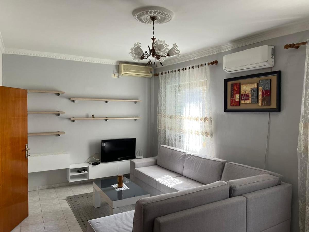 Daniela Aparment Apartamento Shkodër Exterior foto